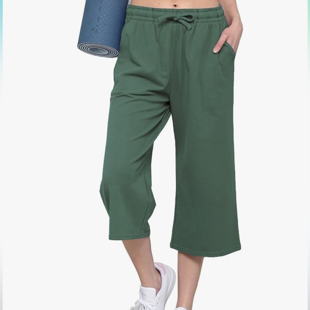Wide Leg Capri Pants in Sea Pine Green - Picture 9 of 10